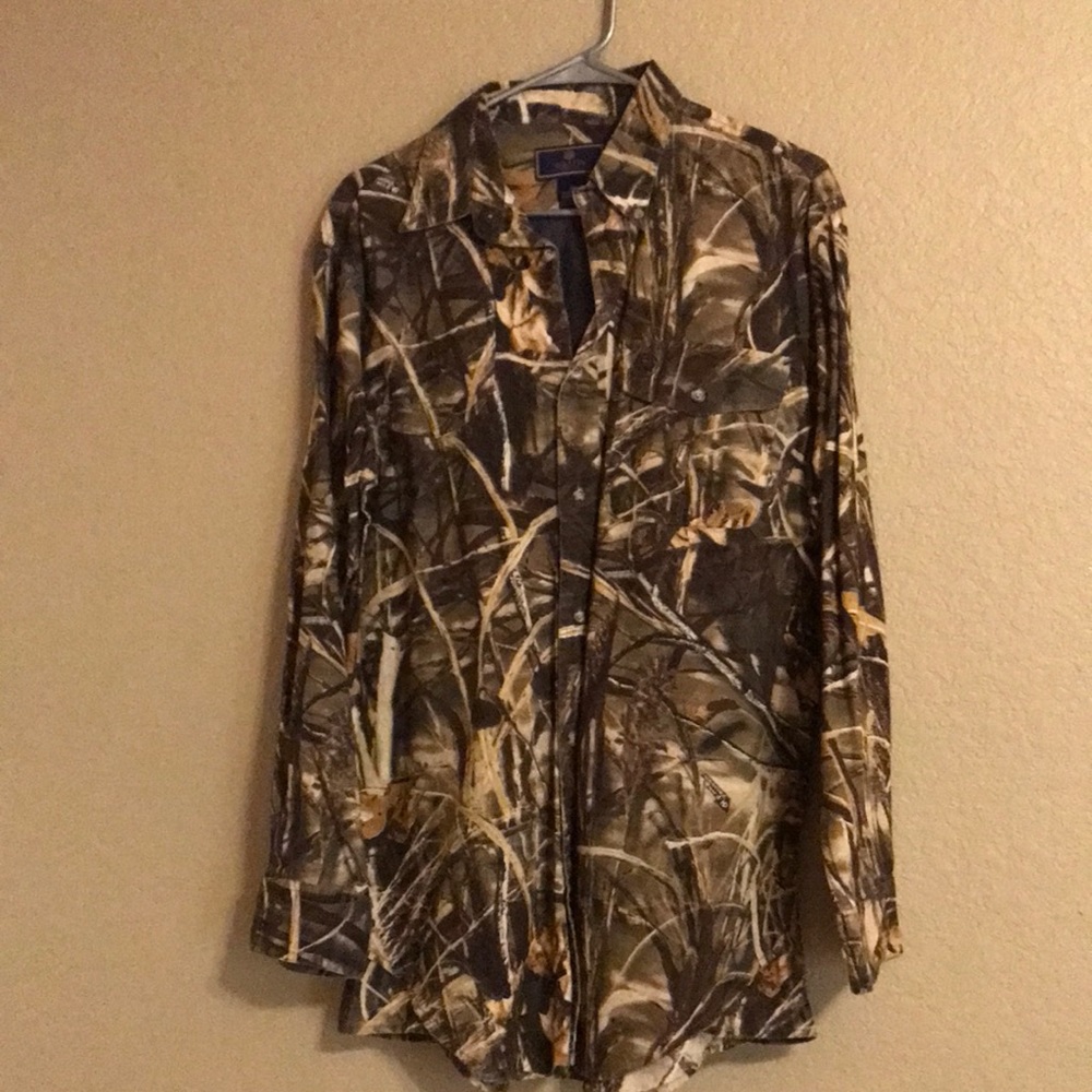Beretta fishing button up